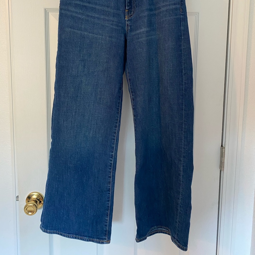 High waisted straight leg jeans from Gap.